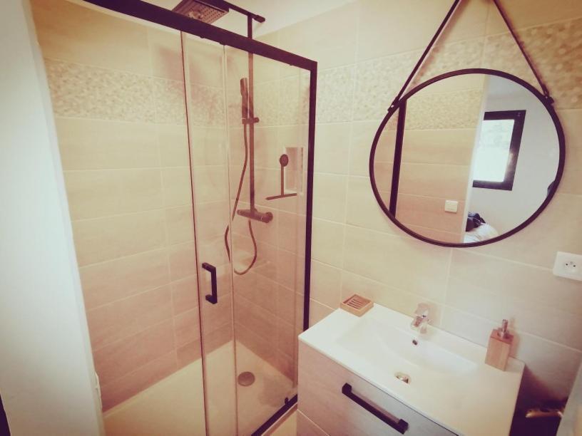 Gite De Charme Spa Privatif L'Oustau Di Tonin Malaucène エクステリア 写真