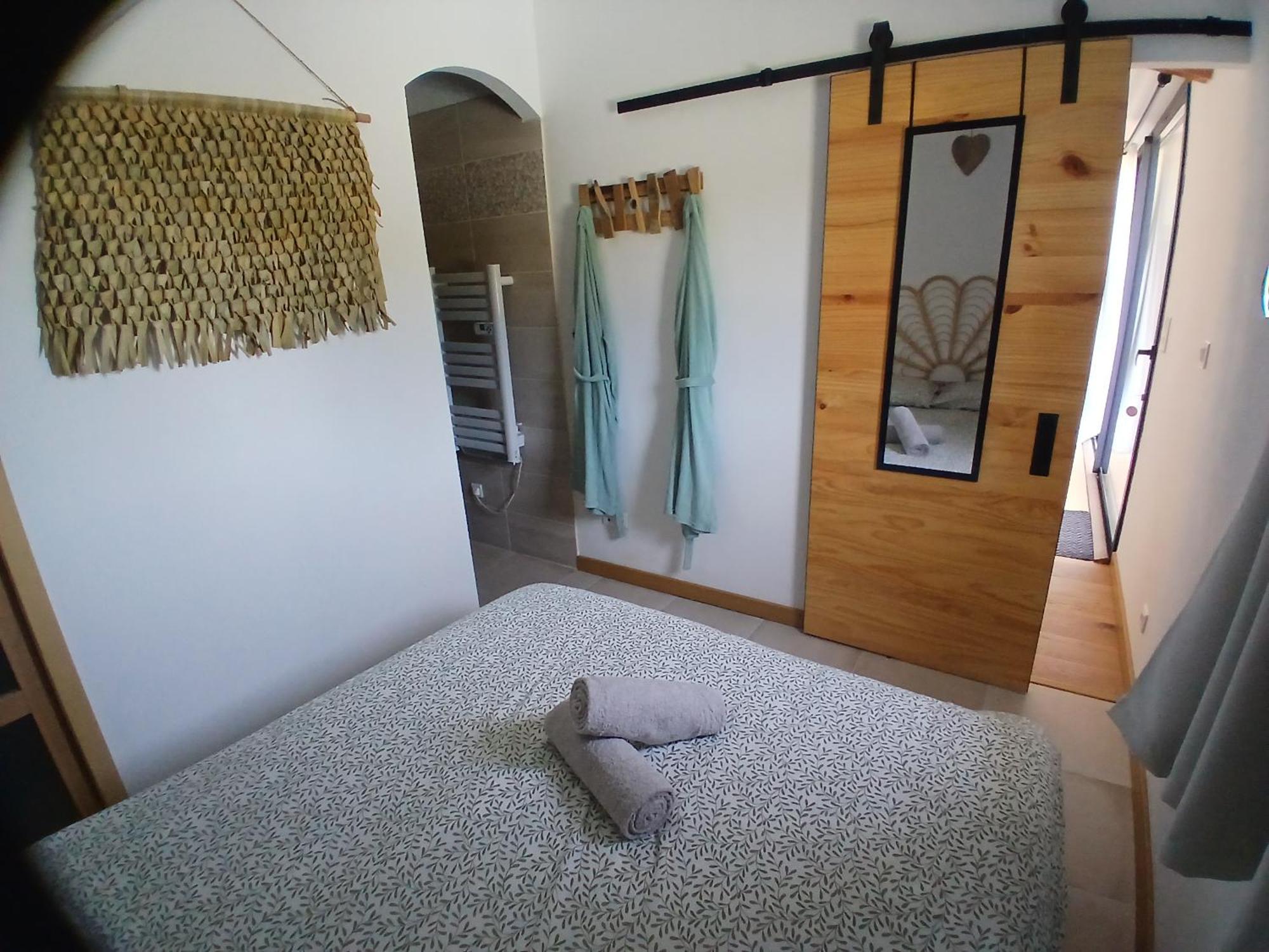 Gite De Charme Spa Privatif L'Oustau Di Tonin Malaucène エクステリア 写真